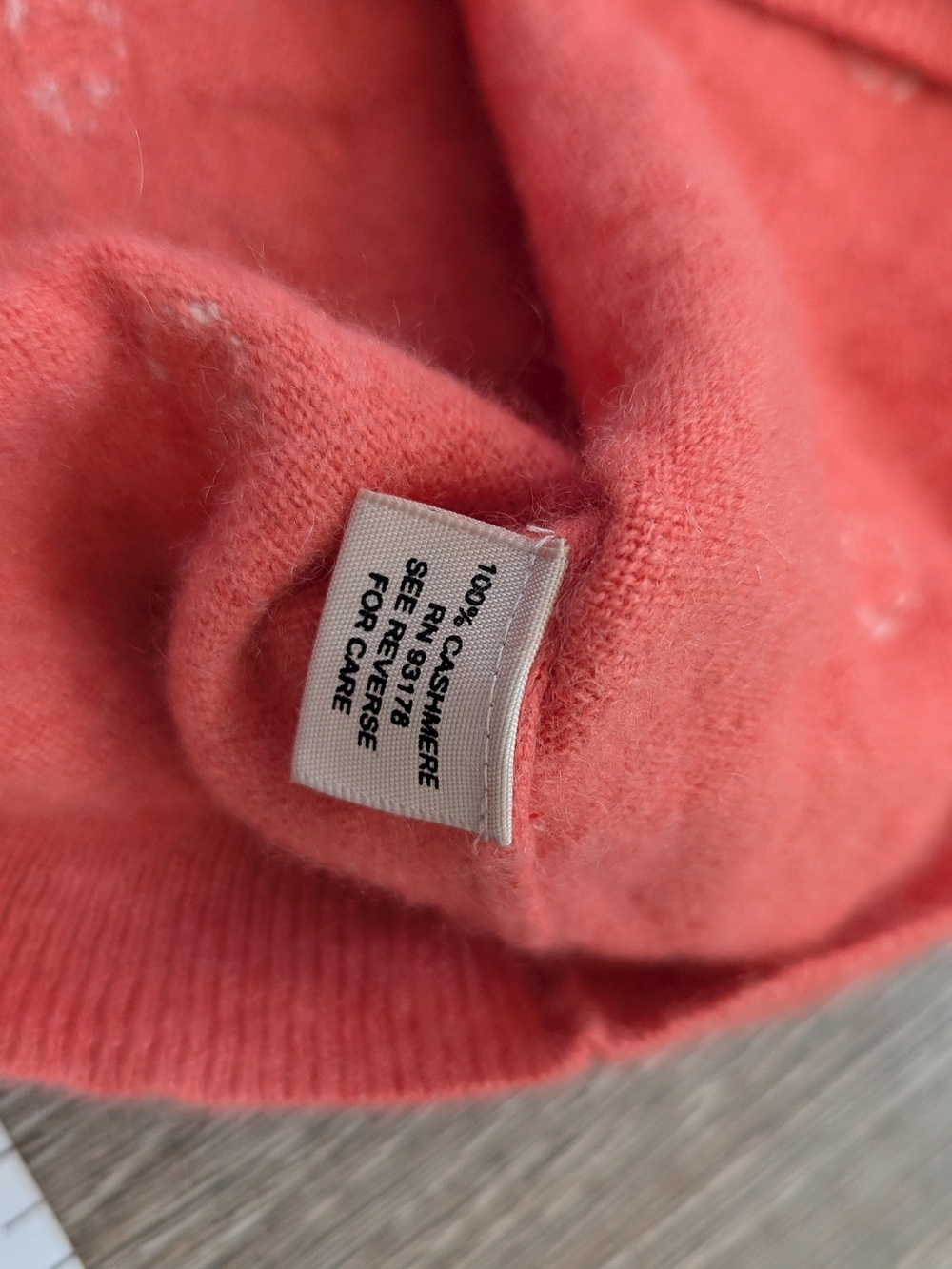 Philosophy Cashmere Sweater Small Coral Pink Polka Dot Crew Neck Cozy - Picture 8 of 8